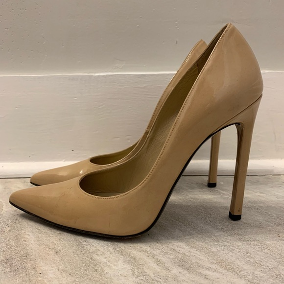 Stuart Weitzman Tan Patent Leather Stiletto - Picture 6 of 12